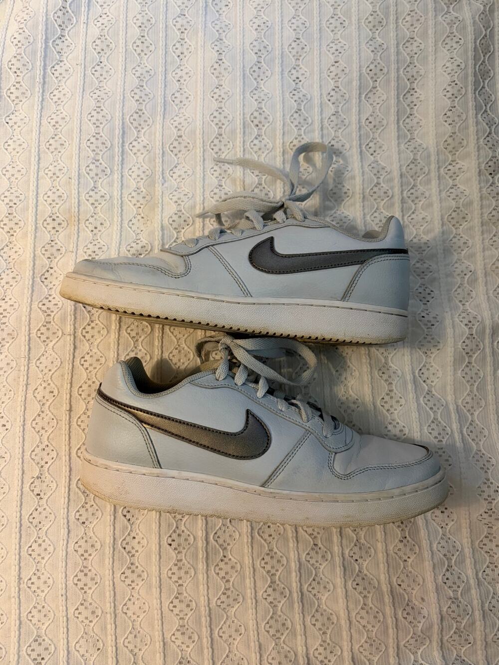 Nike Court Vision Low White Gray Leather Sneakers Women's Size 8 Casual Shoes